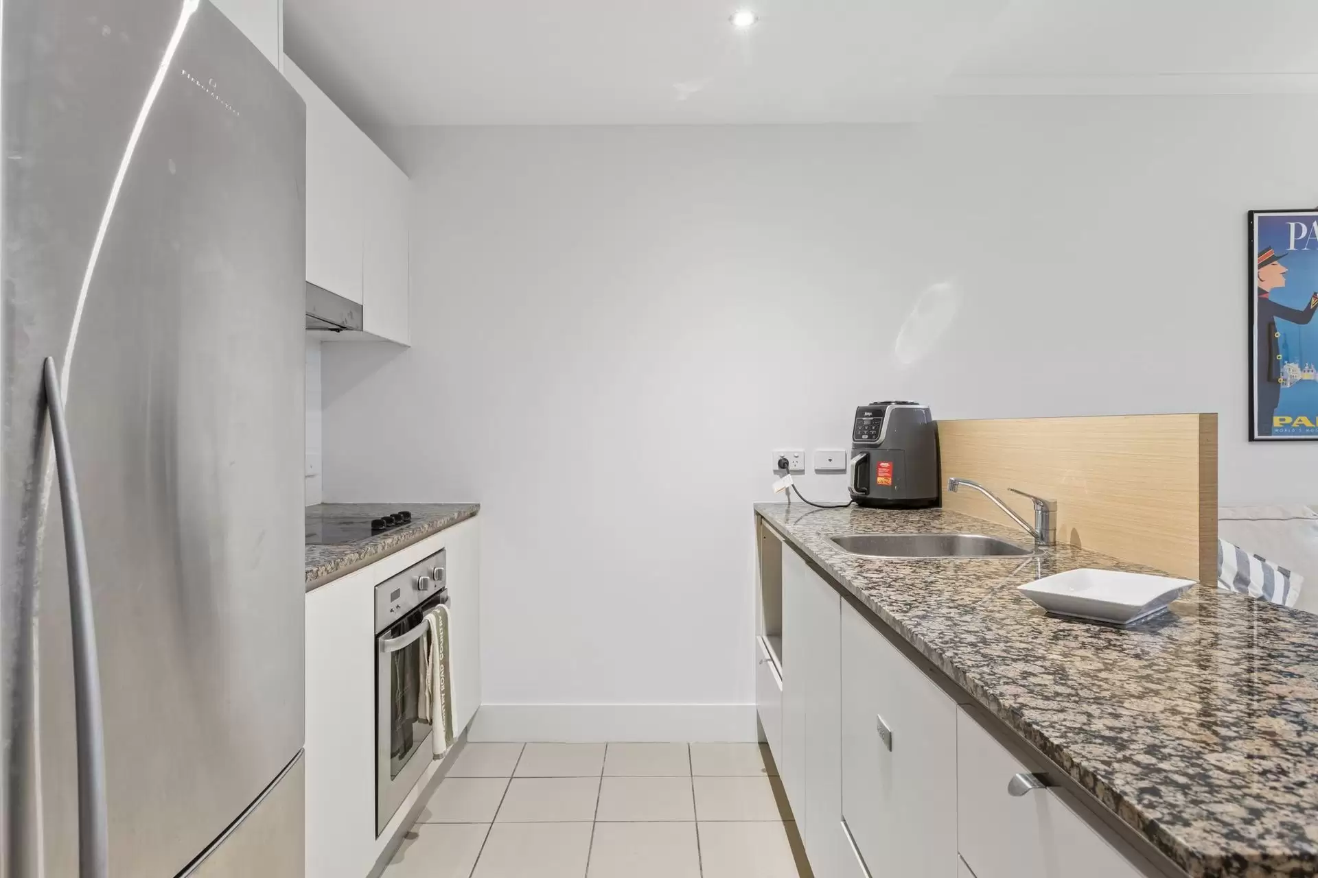 25/18 Moore Street, Turner Leased by Canberra Sotheby's International Realty - image 1
