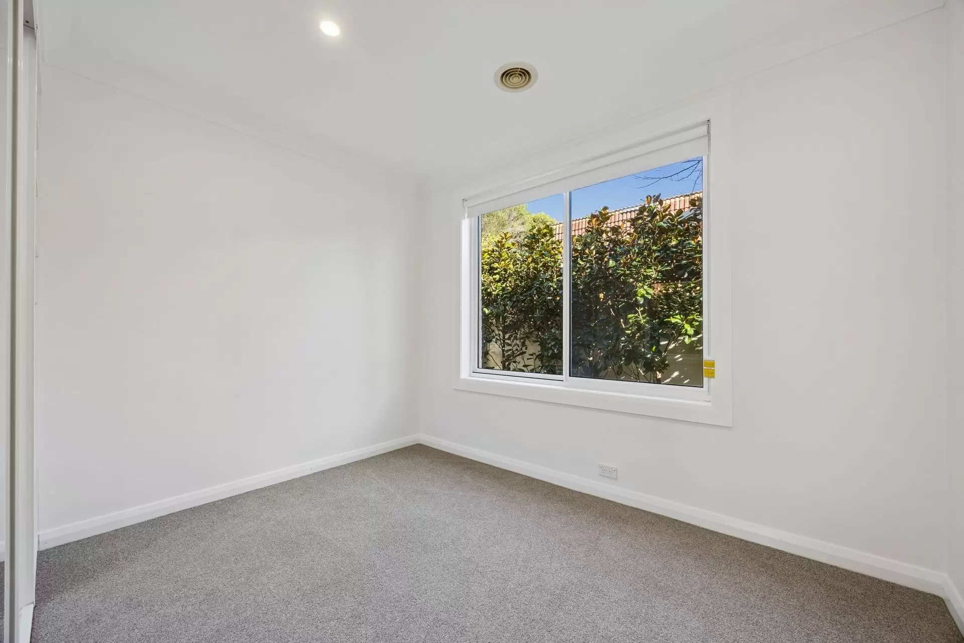 7 Heales Place, Curtin Leased by Canberra Sotheby's International Realty - image 1