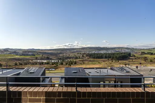 89/2 McMichael Terrace, Denman Prospect For Sale by Canberra Sotheby's International Realty