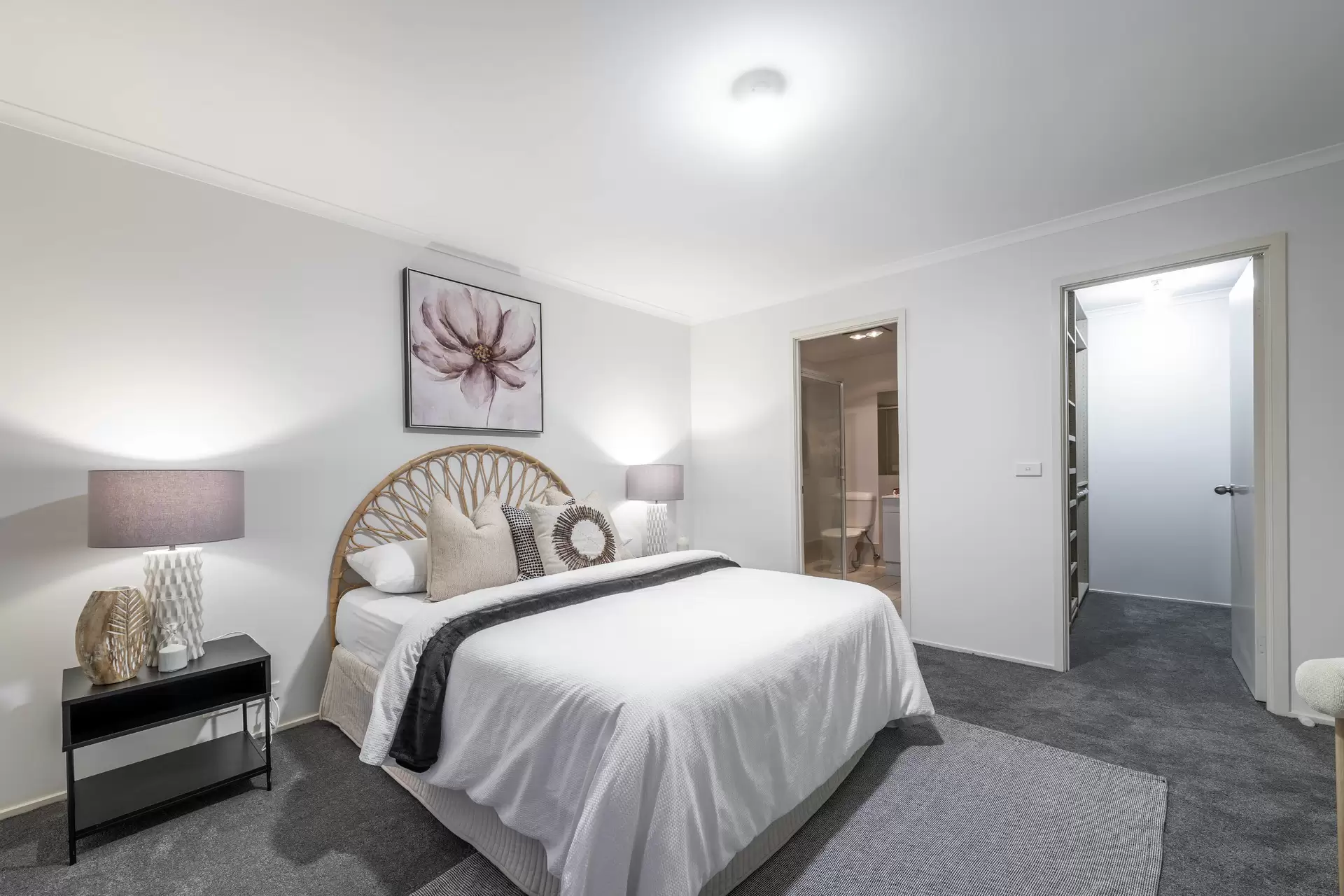 114 Kelleway Avenue, Nicholls Sold by Canberra Sotheby's International Realty - image 1