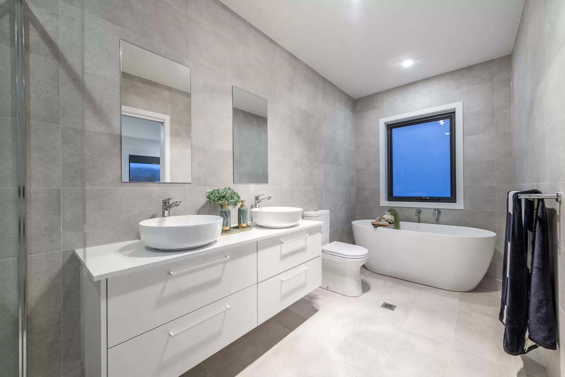 51 McDonagh Crescent, Whitlam Auction by Canberra Sotheby's International Realty - image 1