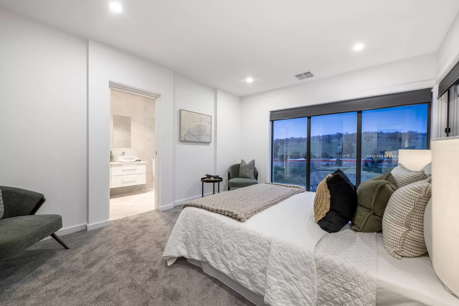51 McDonagh Crescent, Whitlam Auction by Canberra Sotheby's International Realty - image 1