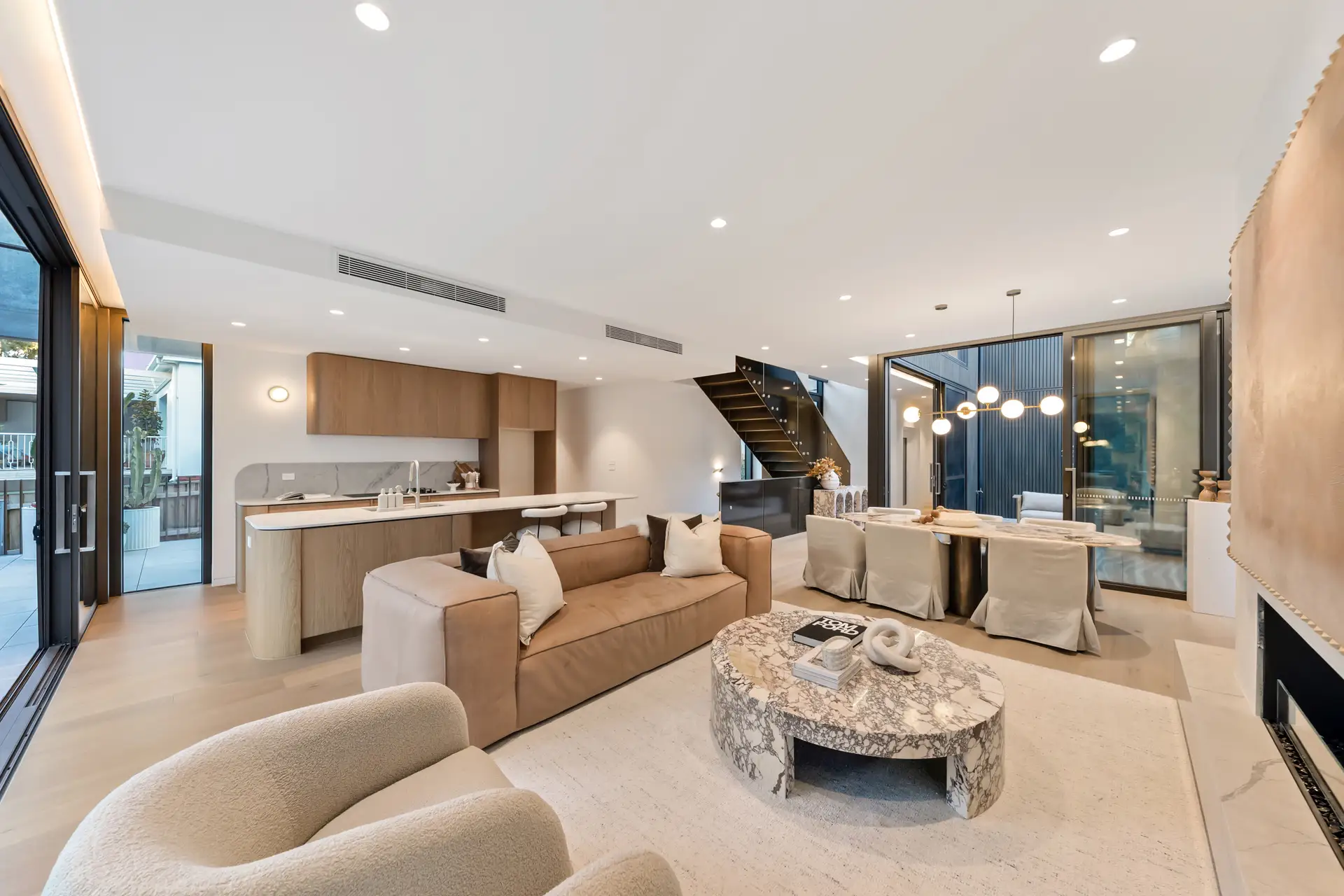 75 Franklin Street, Forrest For Sale by Canberra Sotheby's International Realty - image 1