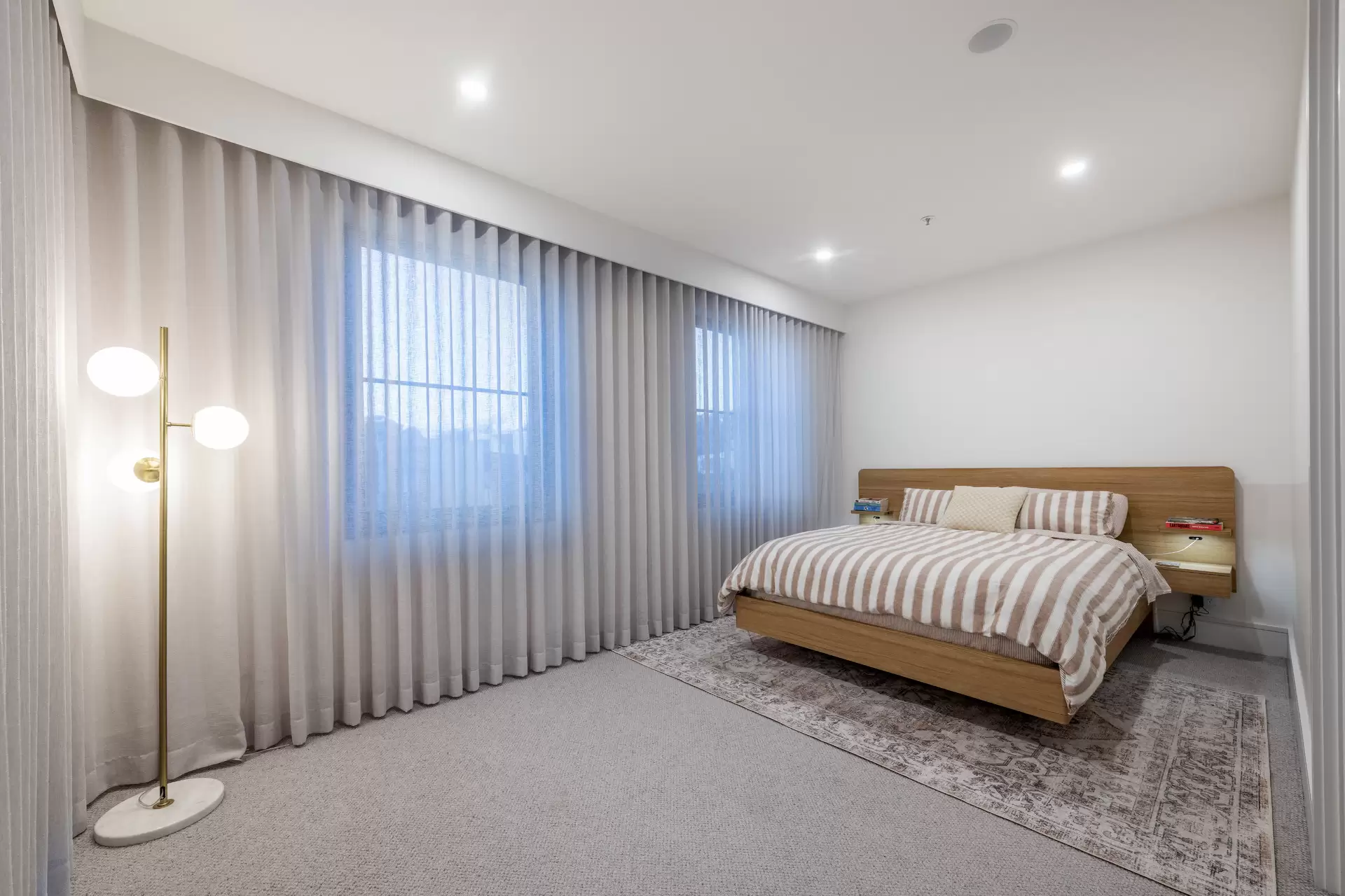 11/5 Lady Nelson Place, Red Hill For Sale by Canberra Sotheby's International Realty - image 1