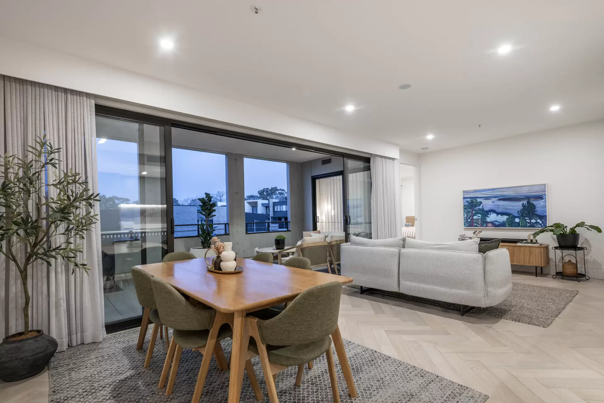 11/5 Lady Nelson Place, Red Hill For Sale by Canberra Sotheby's International Realty - image 1