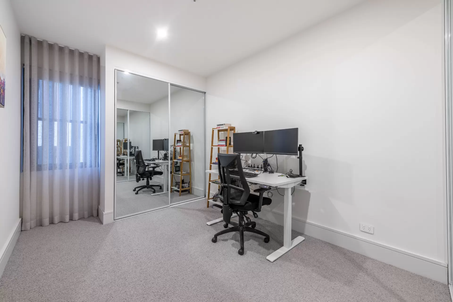 11/5 Lady Nelson Place, Red Hill For Sale by Canberra Sotheby's International Realty - image 1