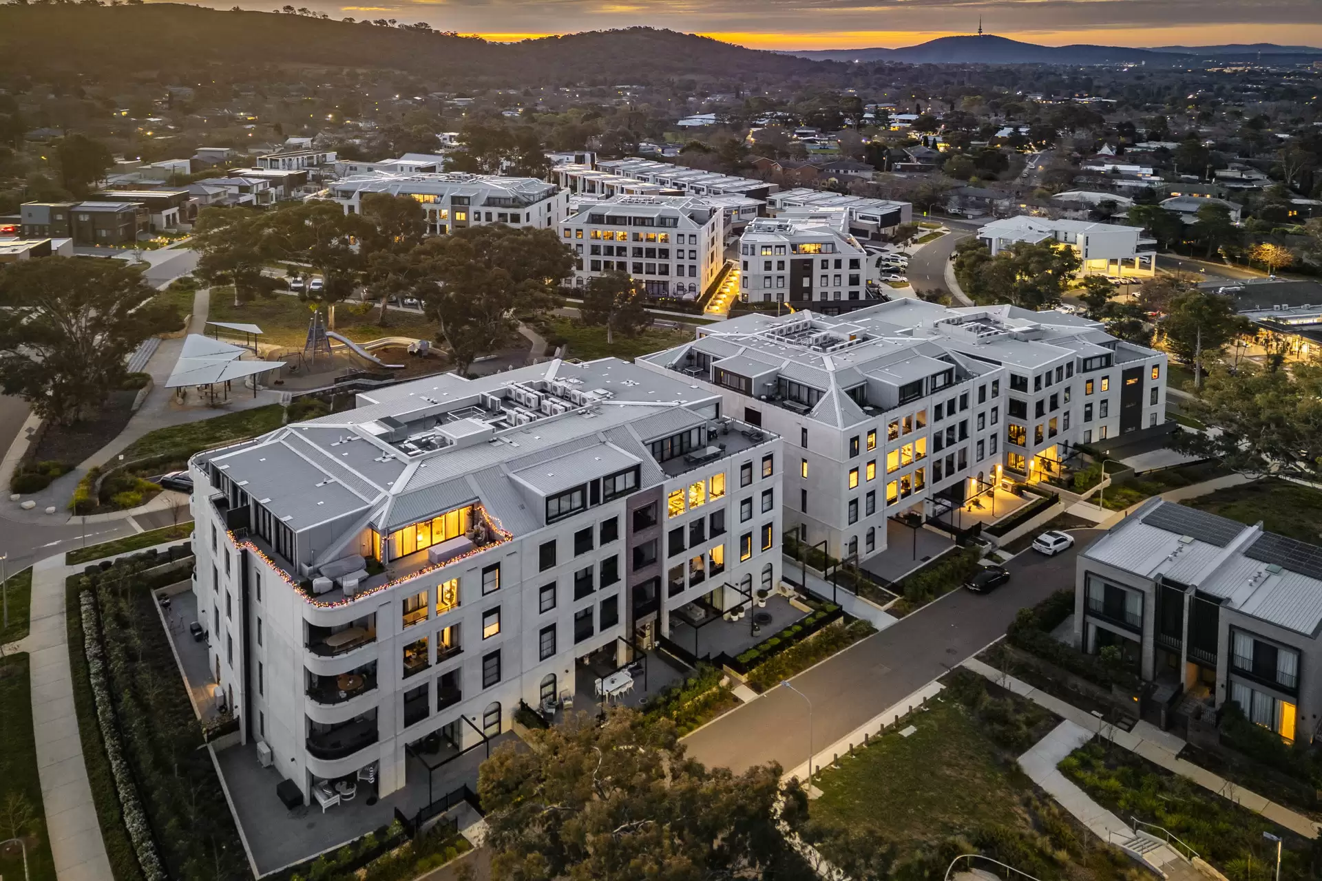 11/5 Lady Nelson Place, Red Hill For Sale by Canberra Sotheby's International Realty - image 1