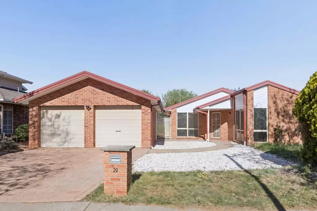 29 Kosciuszko Avenue, Palmerston Leased by Canberra Sotheby's International Realty