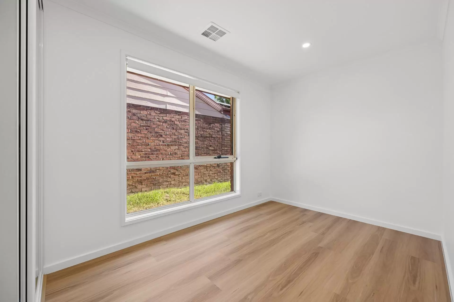 29 Kosciuszko Avenue, Palmerston Leased by Canberra Sotheby's International Realty - image 1