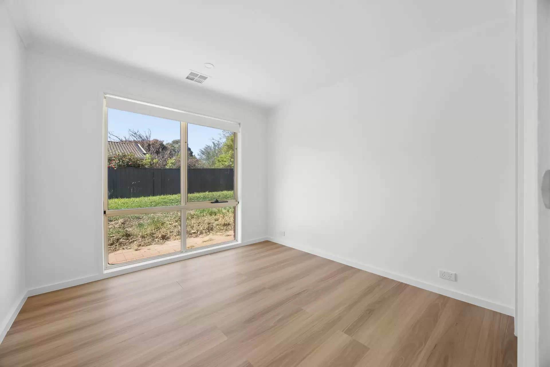 29 Kosciuszko Avenue, Palmerston Leased by Canberra Sotheby's International Realty - image 1