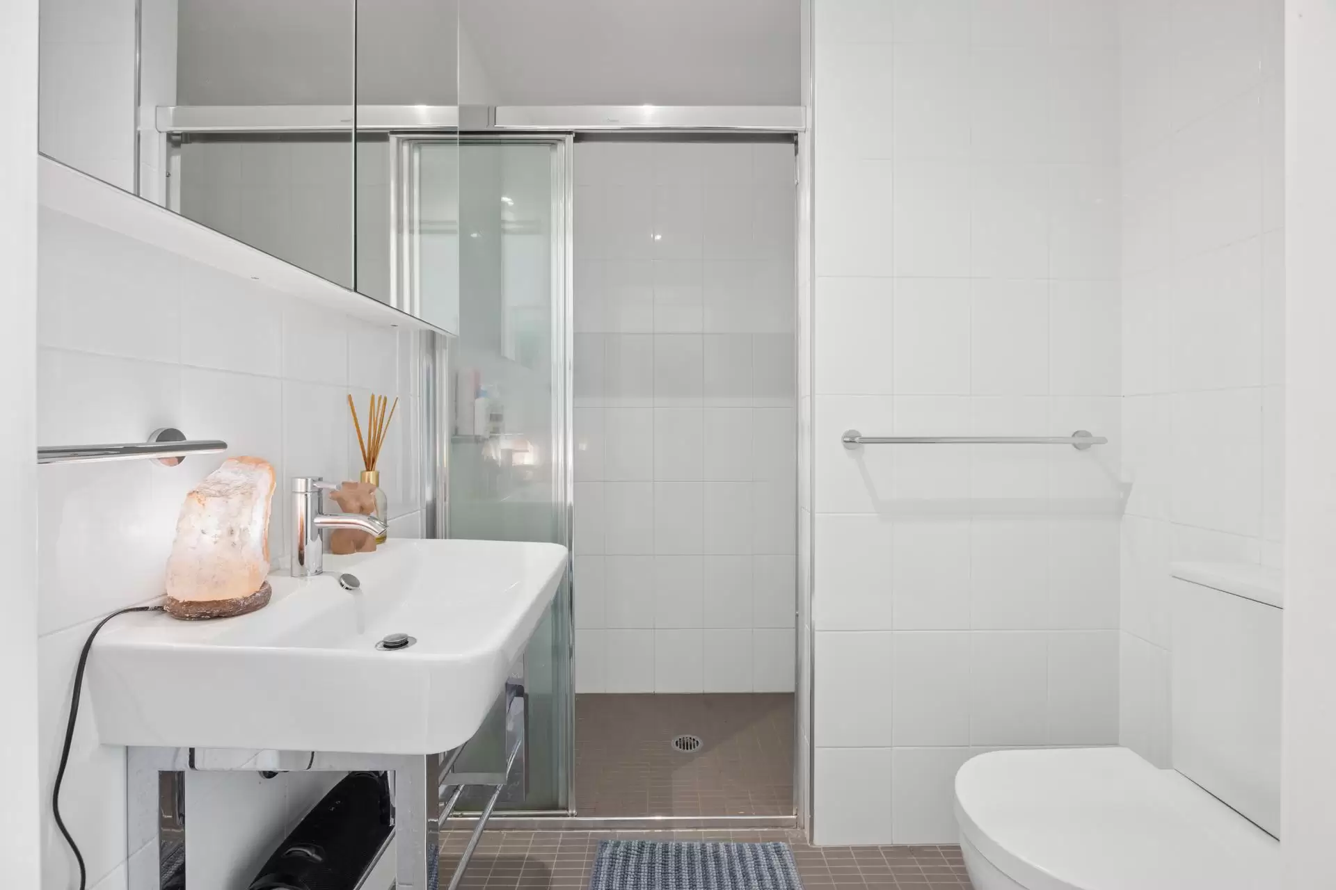 416/24 Lonsdale Street, Braddon Leased by Canberra Sotheby's International Realty - image 1