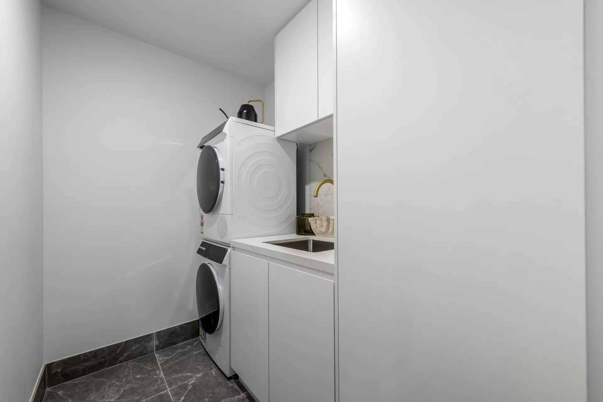 1509/1 Brewer Street, Phillip For Sale by Canberra Sotheby's International Realty - image 1