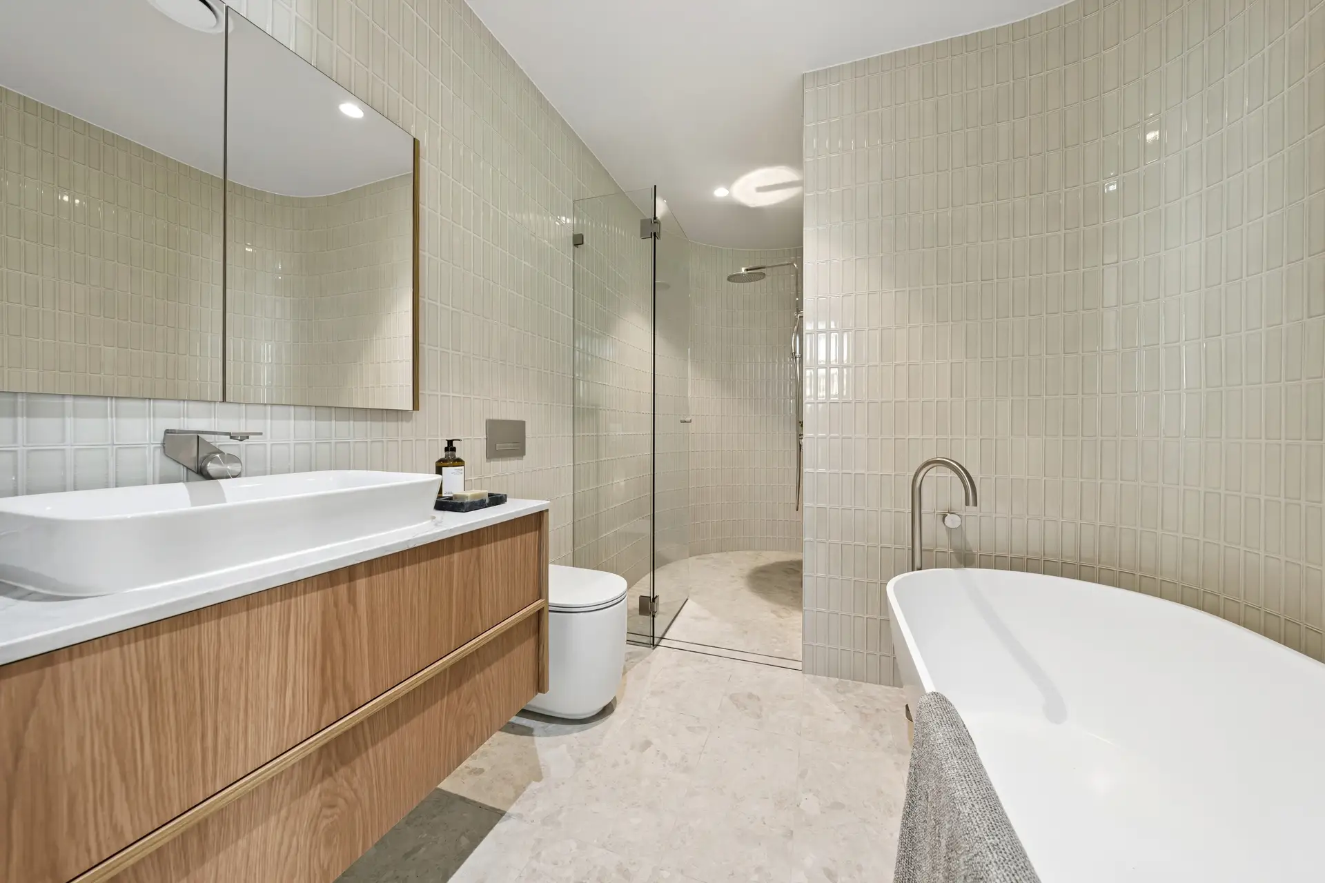 77 Franklin Street, Forrest For Sale by Canberra Sotheby's International Realty - image 1