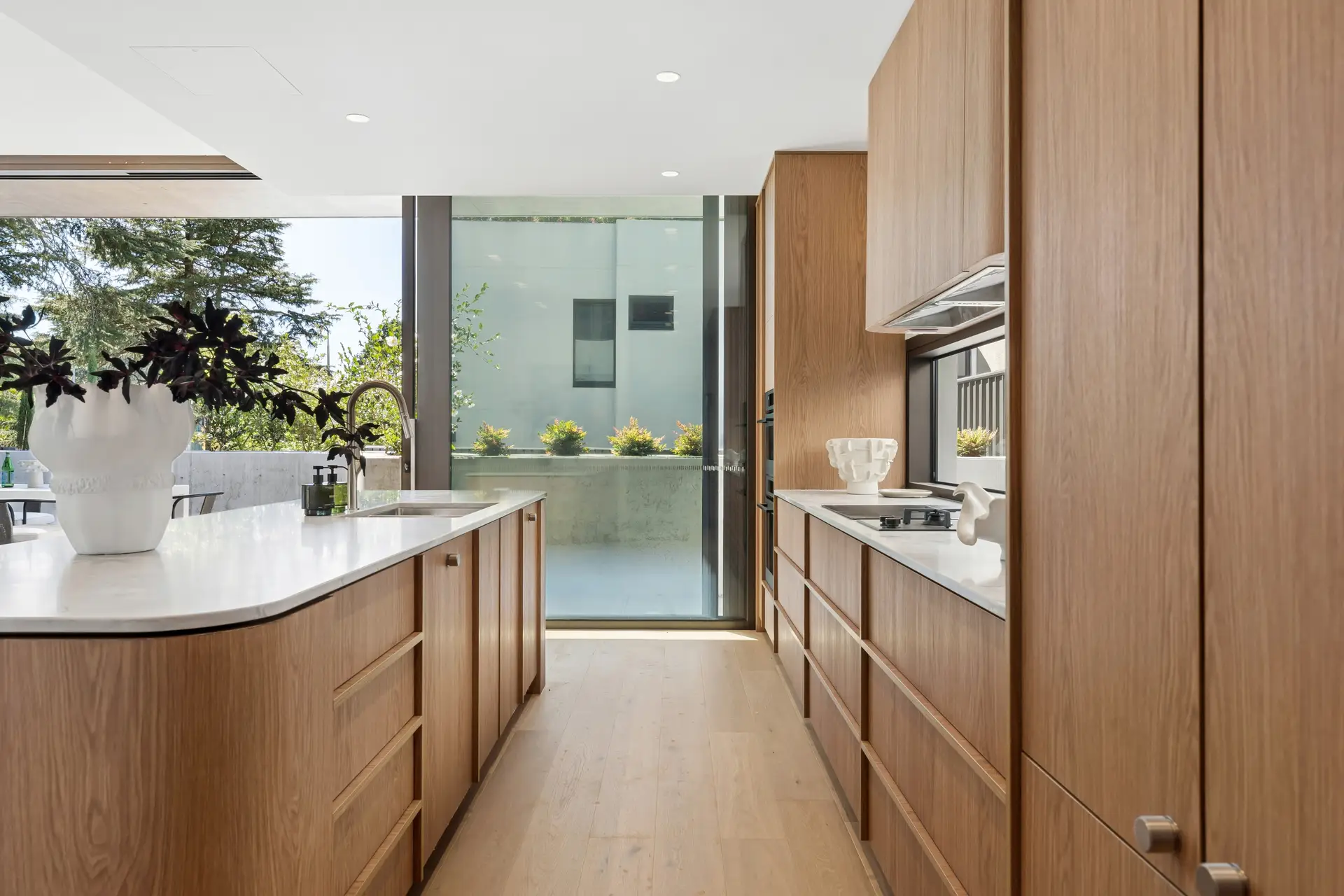 77 Franklin Street, Forrest For Sale by Canberra Sotheby's International Realty - image 1