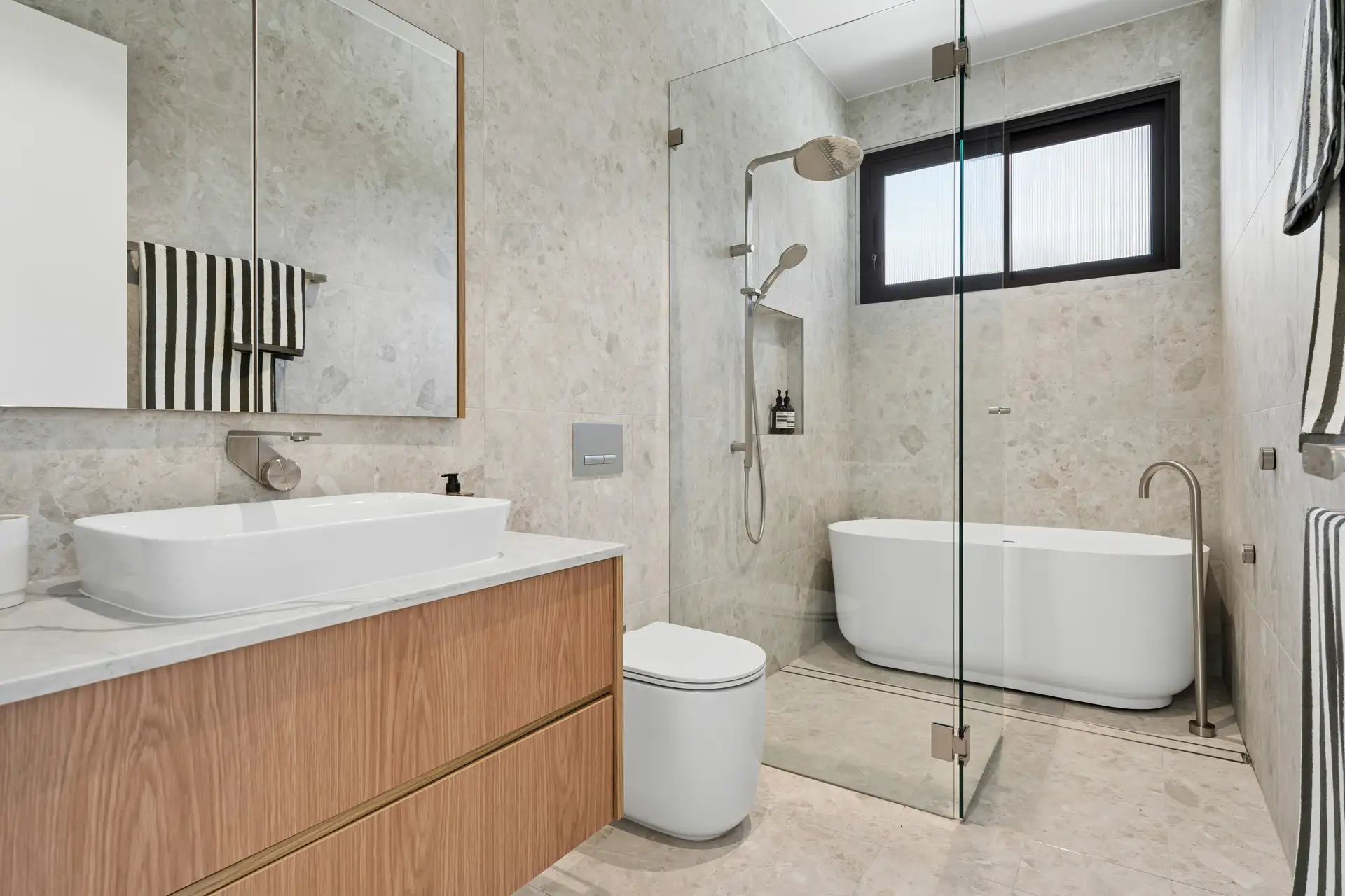 77 Franklin Street, Forrest For Sale by Canberra Sotheby's International Realty - image 1