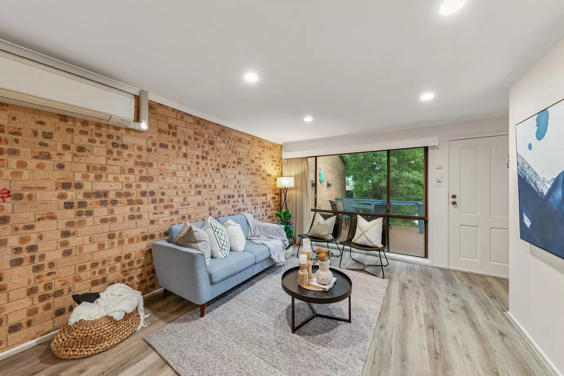 9/7 Watling Place, Weston Auction by Canberra Sotheby's International Realty - image 1