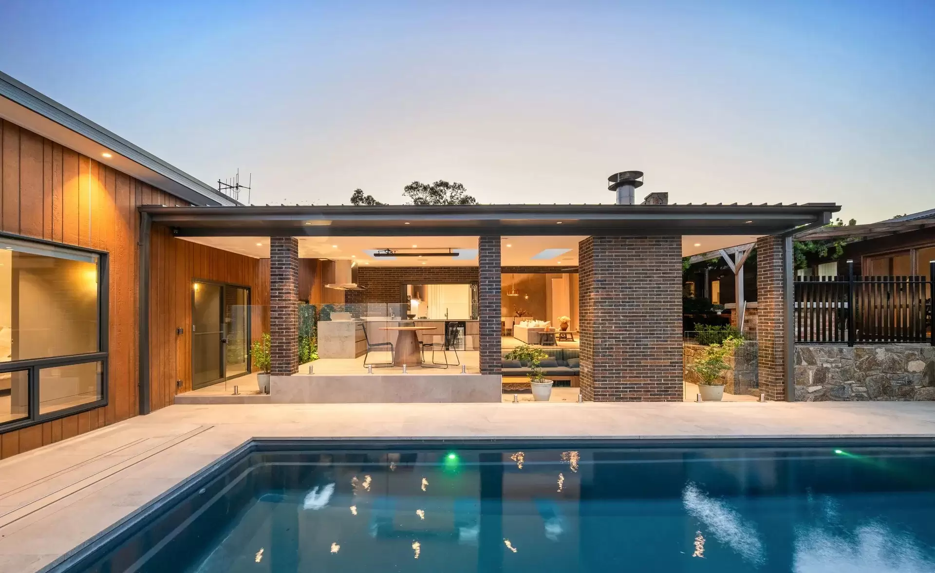 6 Palmer Street, Hall For Sale by Canberra Sotheby's International Realty - image 1