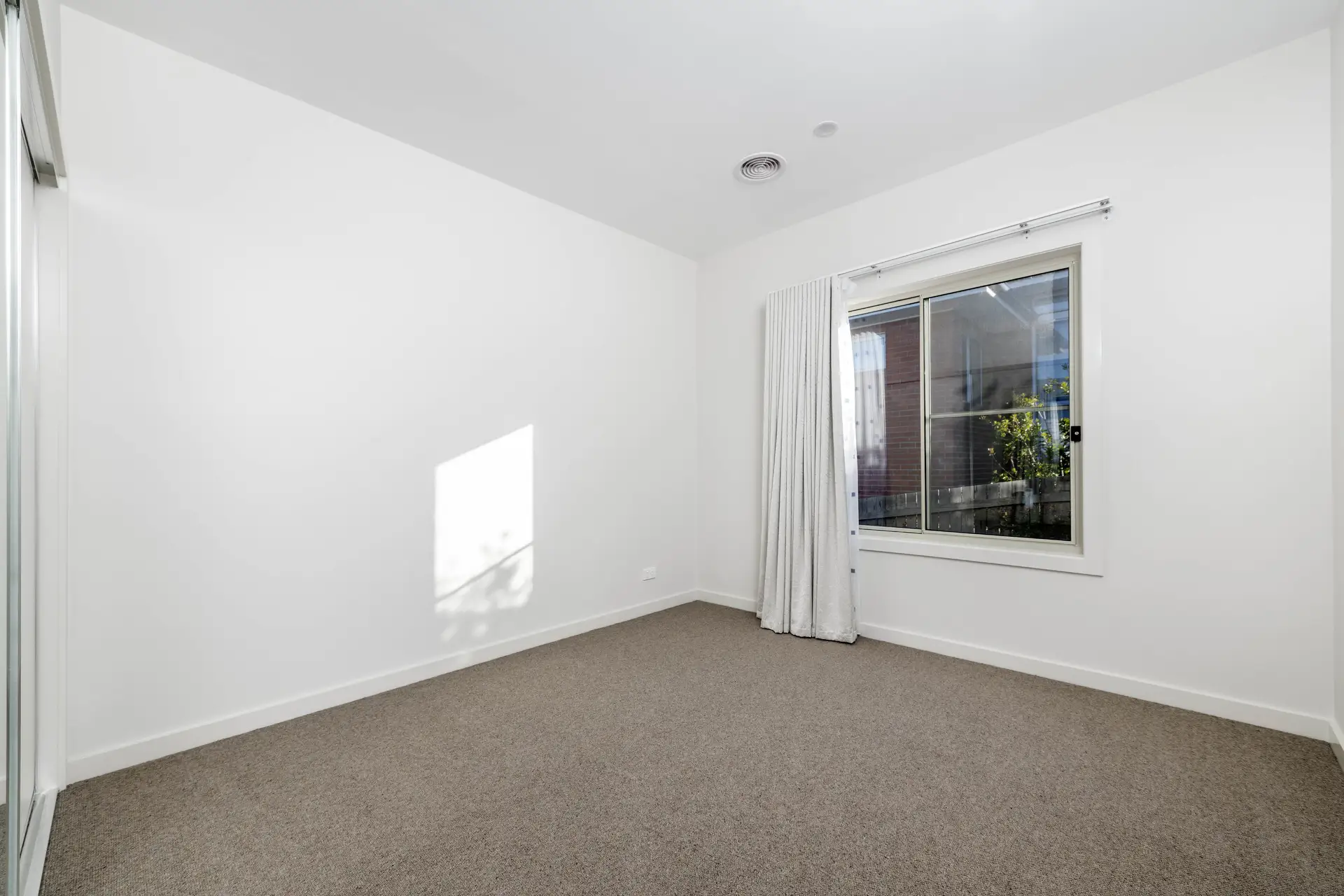 74 Coaldrake Avenue, Denman Prospect For Sale by Canberra Sotheby's International Realty - image 1