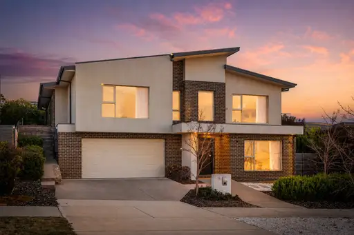 74 Coaldrake Avenue, Denman Prospect For Sale by Canberra Sotheby's International Realty