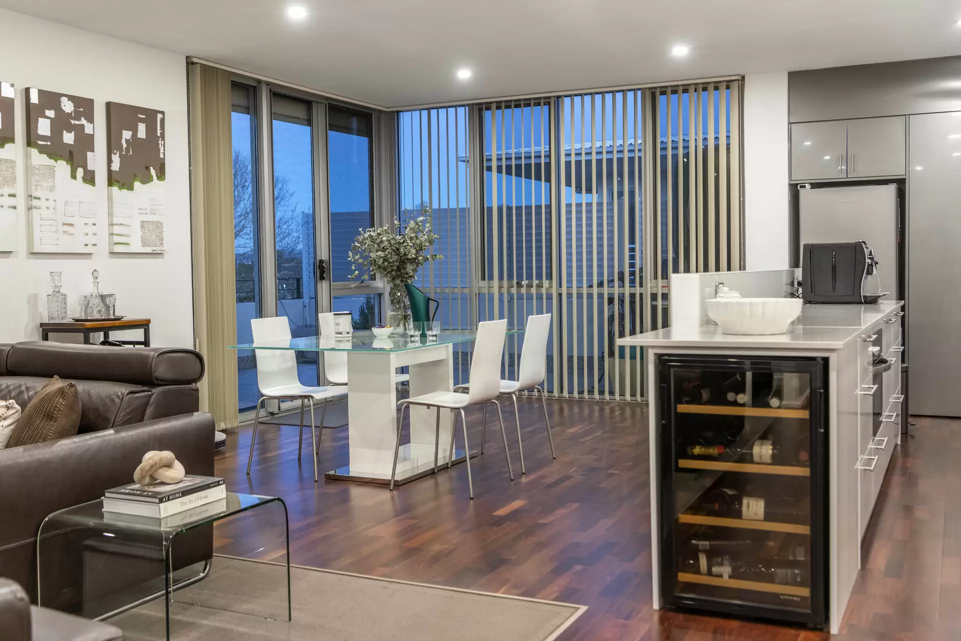 20/58 Wentworth Avenue, Kingston Sold by Canberra Sotheby's International Realty - image 1