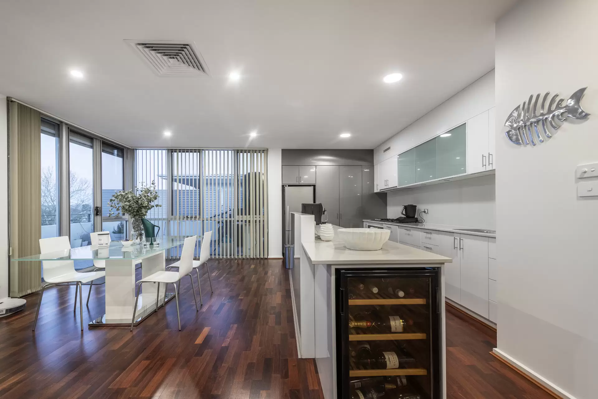 20/58 Wentworth Avenue, Kingston Sold by Canberra Sotheby's International Realty - image 1