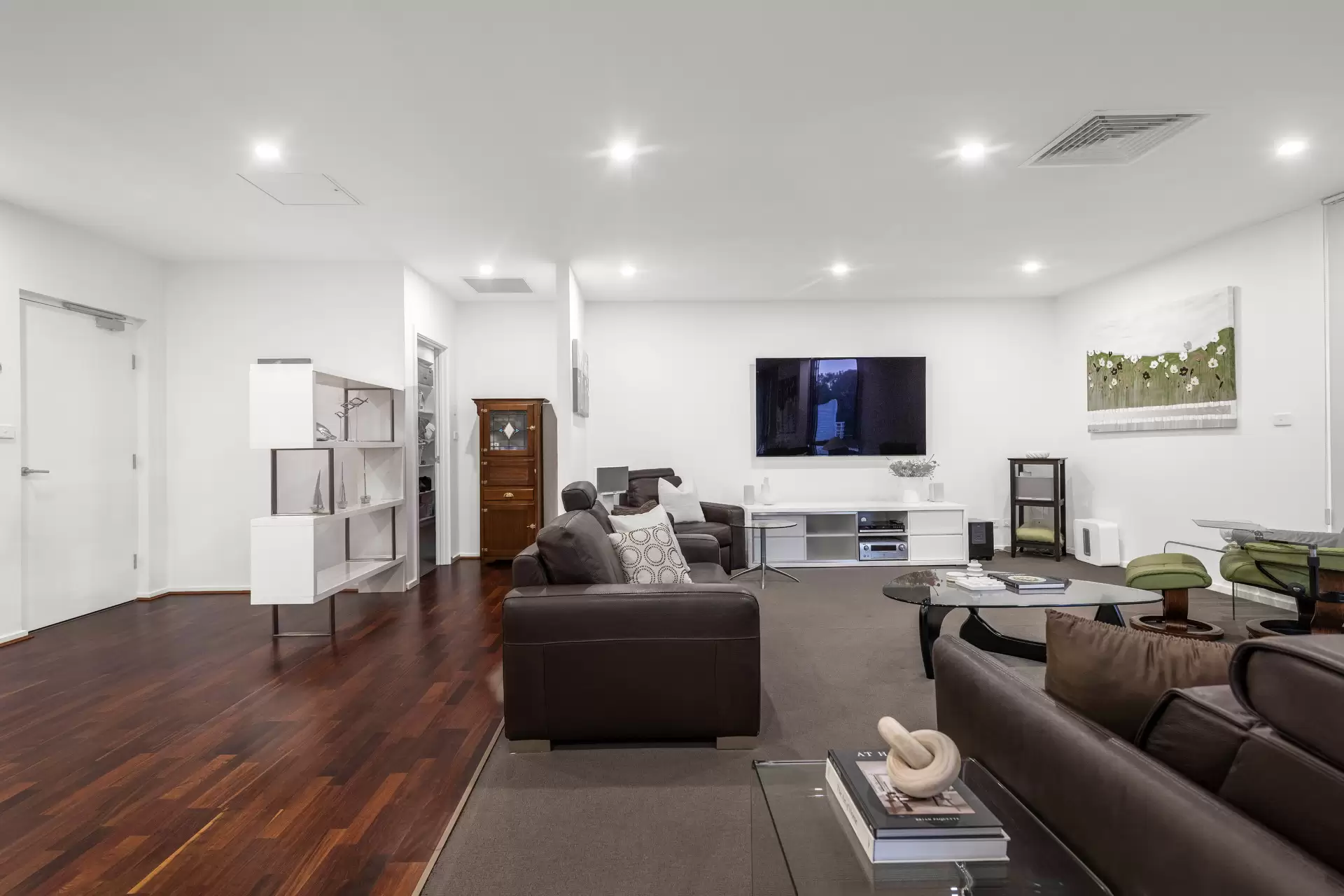 20/58 Wentworth Avenue, Kingston Sold by Canberra Sotheby's International Realty - image 1
