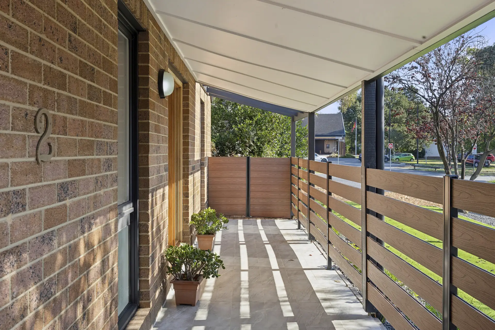 2 Gymea Street, Narrabundah Leased by Canberra Sotheby's International Realty - image 1