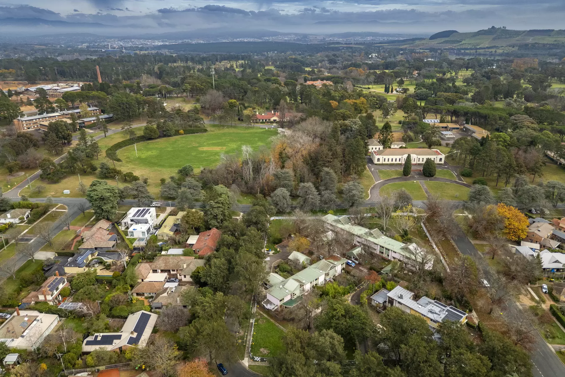 10 Schlich Street, Yarralumla For Sale by Canberra Sotheby's International Realty - image 1