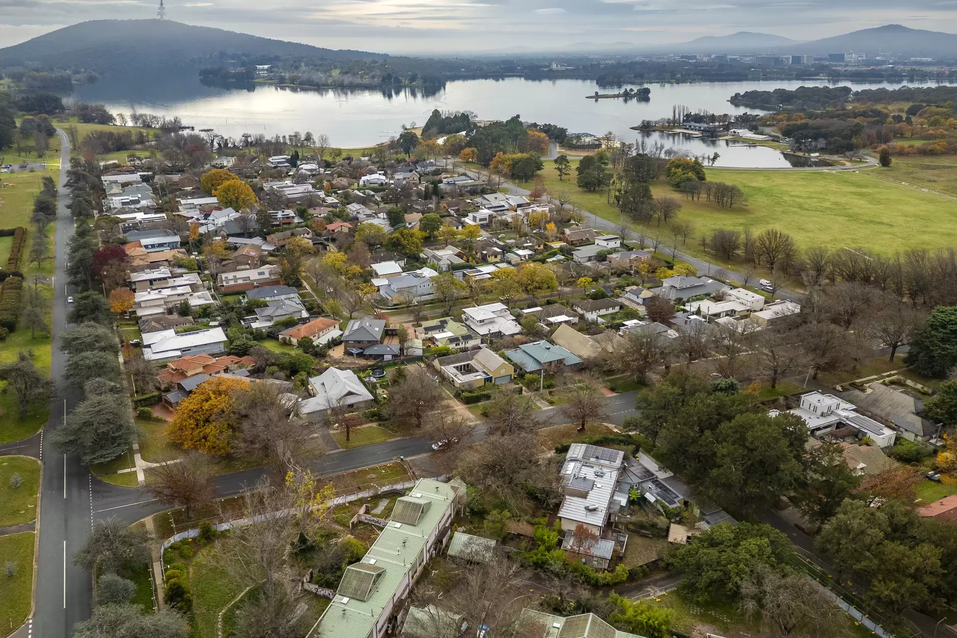 10 Schlich Street, Yarralumla For Sale by Canberra Sotheby's International Realty - image 1