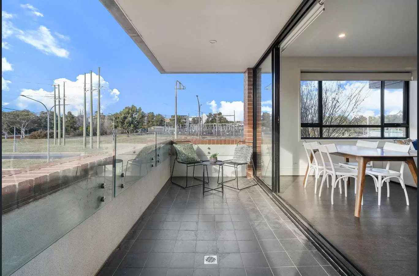 122/85 Eyre Street, Kingston Leased by Canberra Sotheby's International Realty - image 1